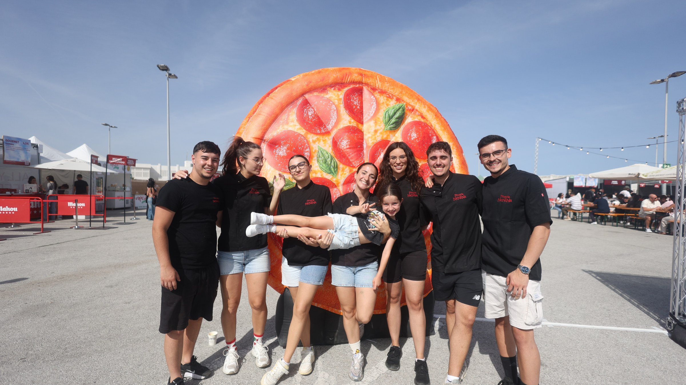 Equipo de Pizzería Nenina en el Mahou Pizzas Fest